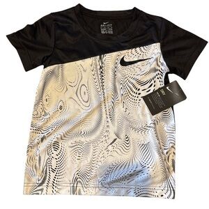 Nike Kids Black and White Graphic T-Shirt